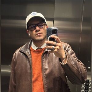 Meet your Posher, Diego